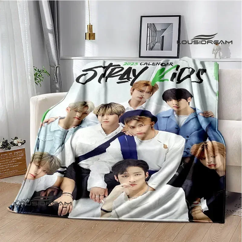 KPOP S-Stray-K-Kids pattern blankets Flannel Warm blanket Soft and comfortable blanket Travel Blanket bed linings Birthday Gift