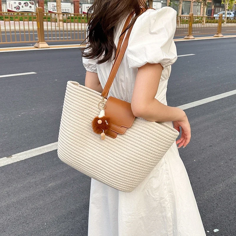 Seaside holiday beach  straw bag casual Western style Joker French retro vegetable basket shoulder fashion tote bag for women