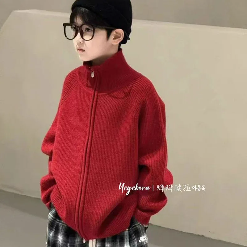 

2025 вязаный свитер для мальчиков, куртка на осень и зиму, новый детский повседневный красный кардиган на молнии, топ взрыва