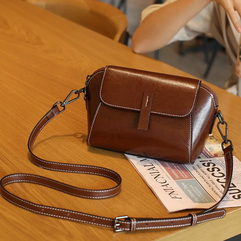 Women\'s Small Phone Bag Fashionable Oil Wax Cowhide Leather Handbag Versatile and Simple Shoulder Bag High Quality Crossbody Bag