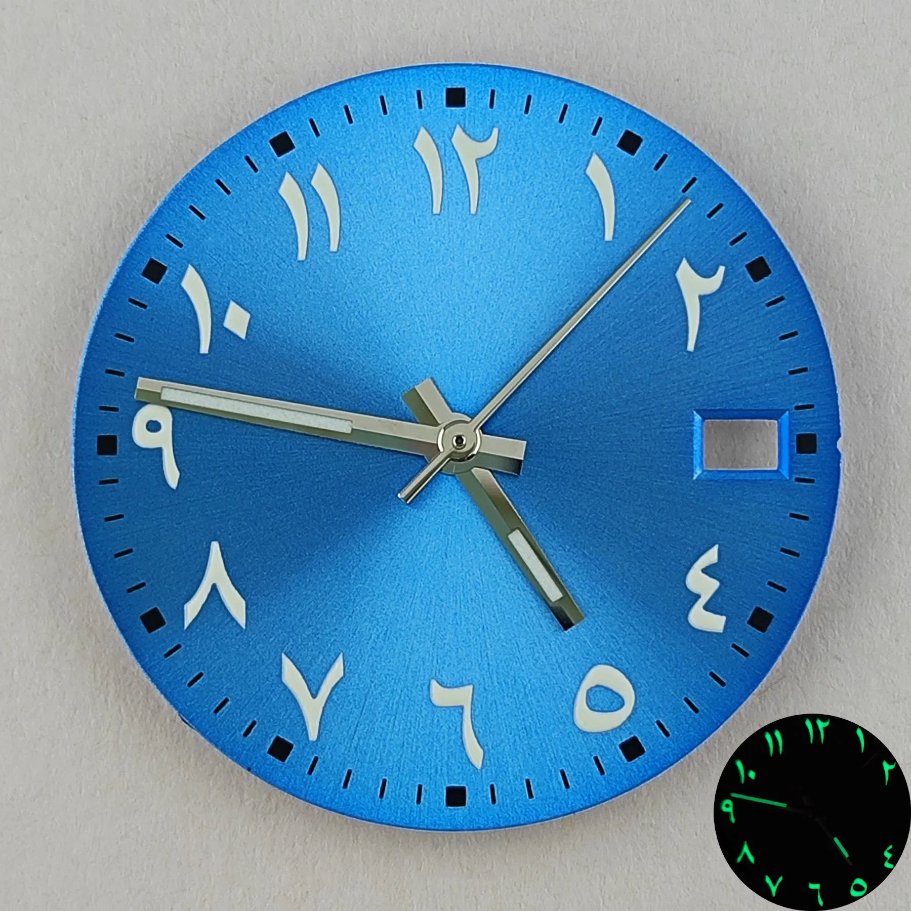 Orologio da 28,5 mm quadrante NH35 adatto per movimento meccanico automatico NH35 quadrante con numeri arabi puntatore C3 accessori per orologi