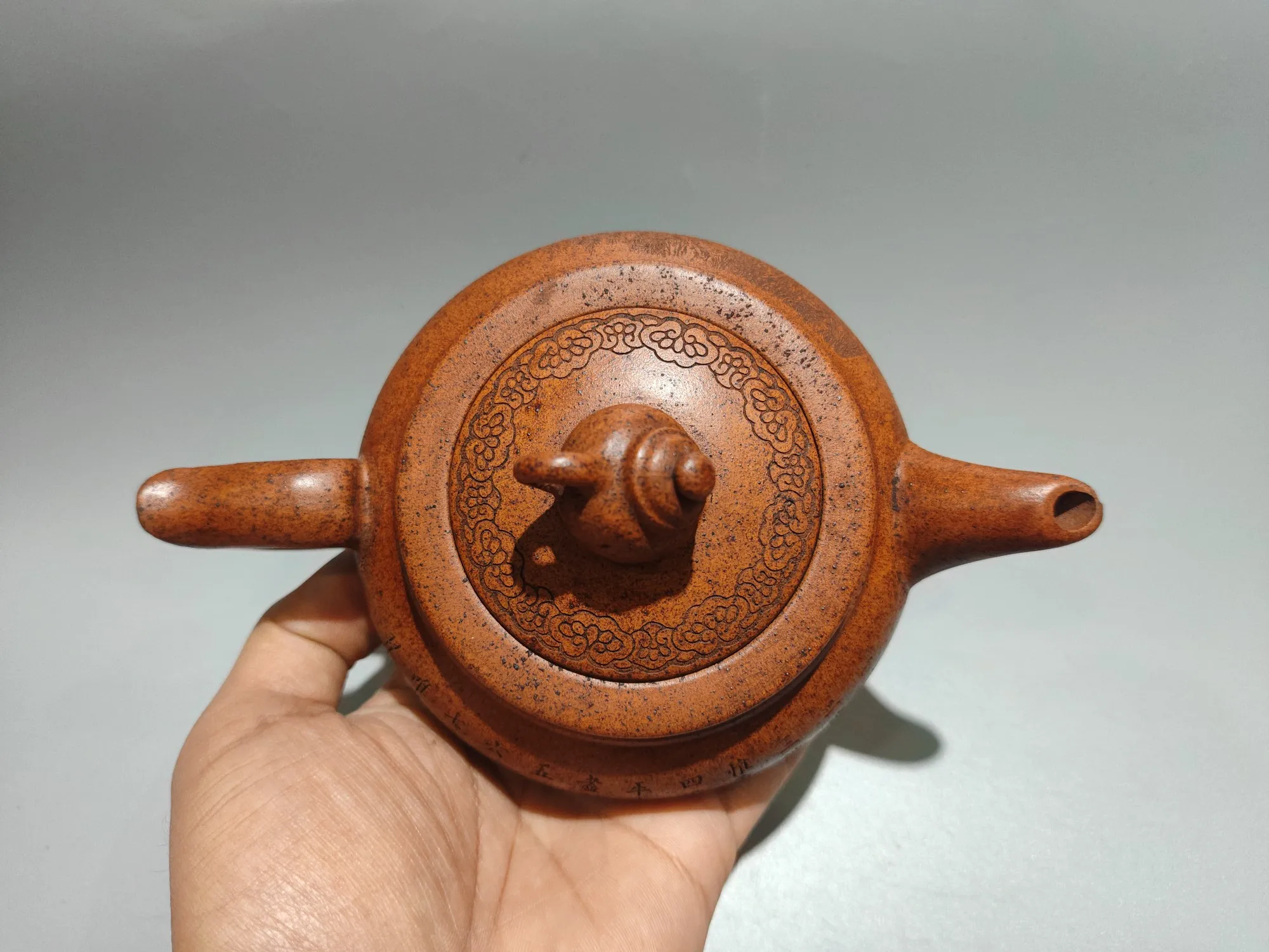 Purple Clay Pot Dragon bone gold sand Flat shaped teapot on top Kettle Teapot Pot Tea Tasting Tea Ceremony