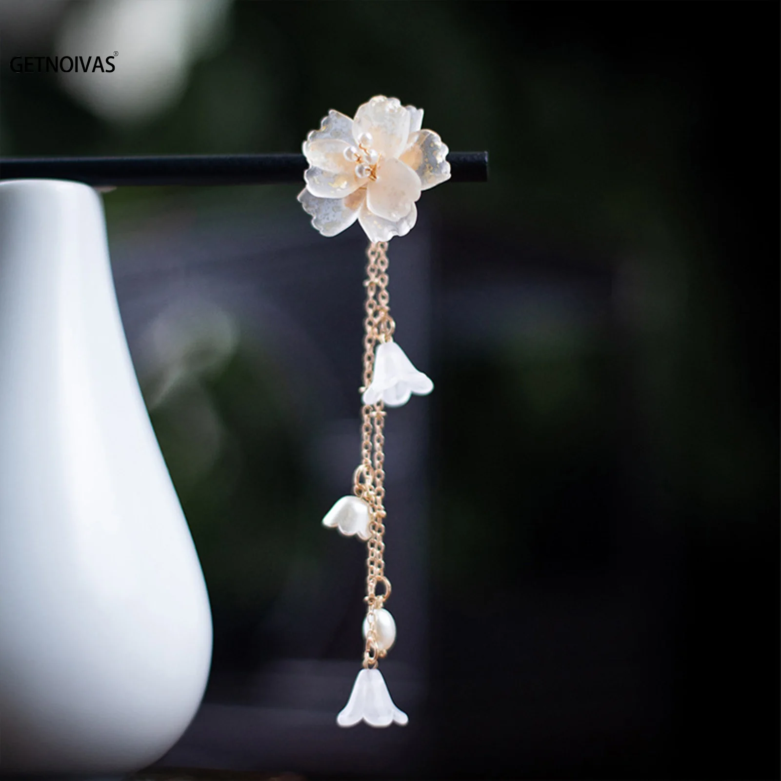 Chinese Hair Sticks Wooden Hairpins with Tassel Vintage Hair Clips Traditional Chinese Hair Accessories Women Hair Ornaments