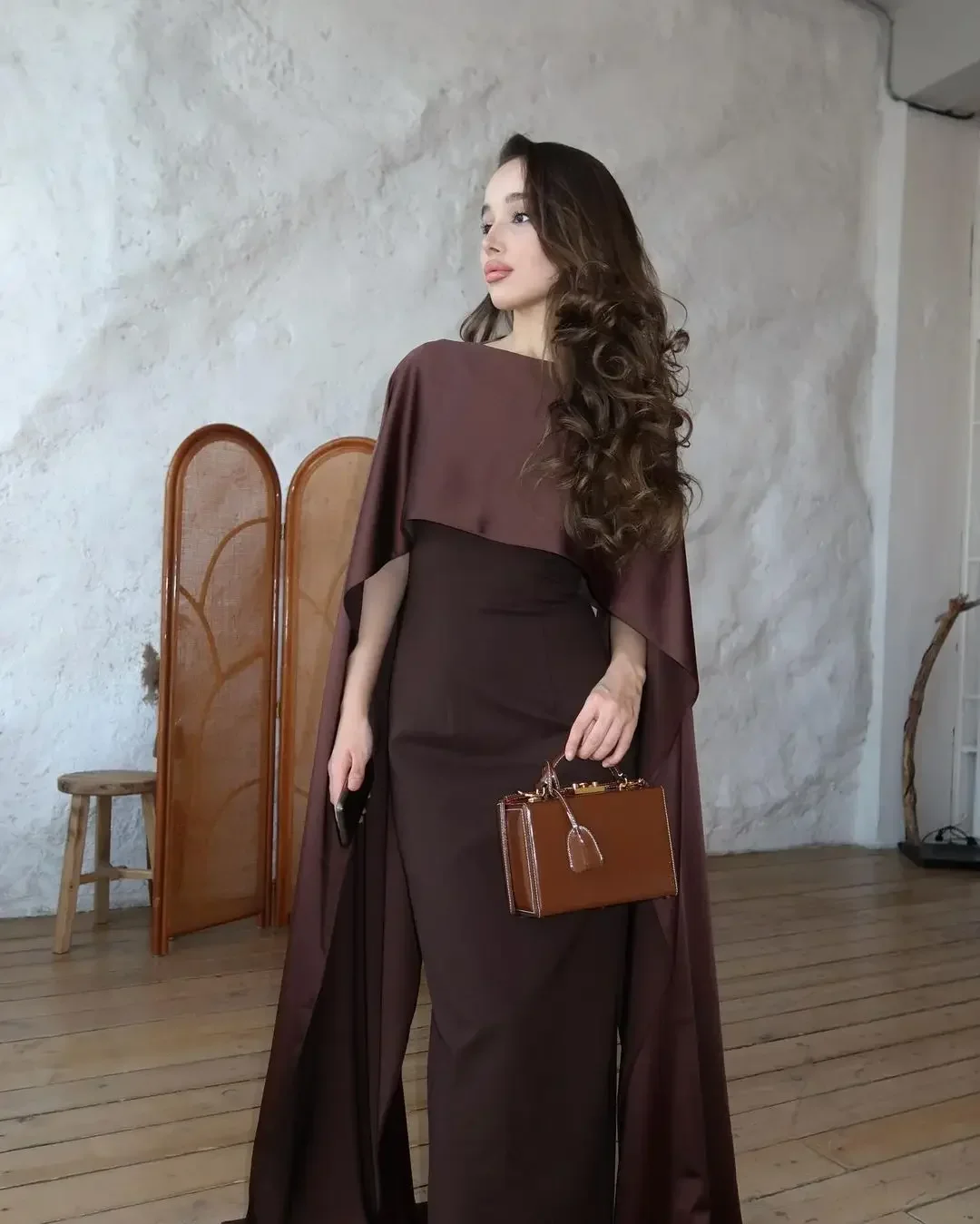 Scoggins Saudi Arabia Two Pieces Prom Dresses With Cape O-Neck Floor Length Women\'s Party Gowns Pleated Evening Dresses