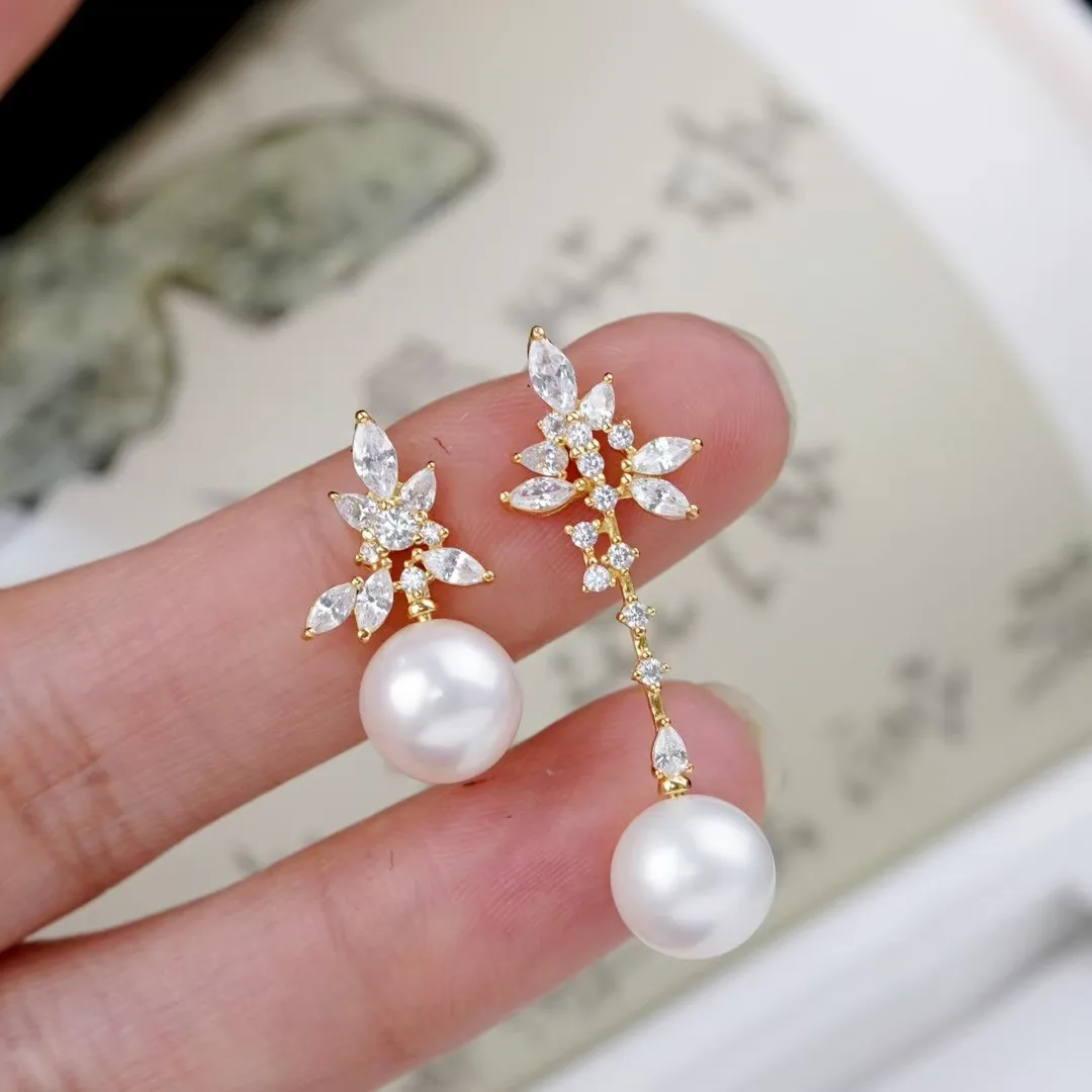 

Japan akoya AAAA 8-9MM 9-10MM 10-11MM 11-12MM 12-13mm 13-14MMPearl ice and snow shimmer with zircon earrings