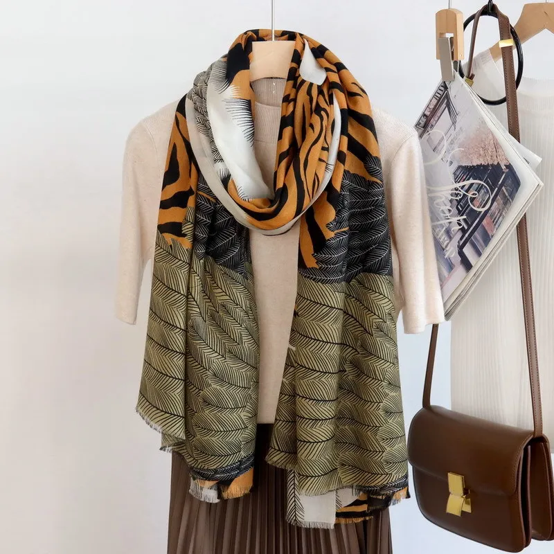Horse Print 100Cashmere Luxury Designer Winter Women Soft Scarf Neck Hair Accessories Large Pashmina Scarves Shawls 200cm 100cm