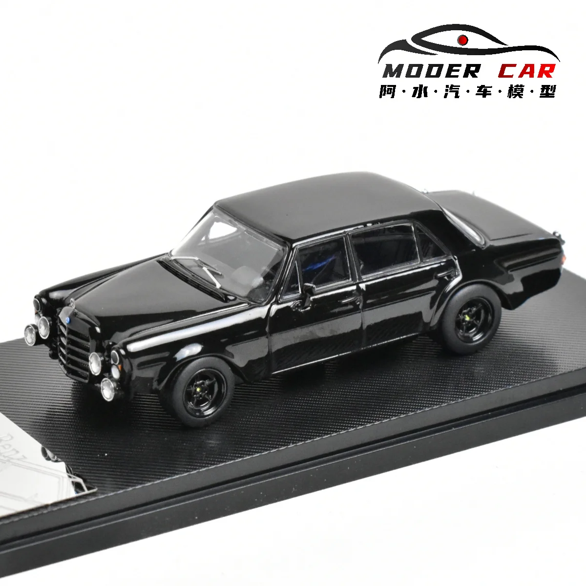 Liberty64 1:64 300SEL Diecast Model Car