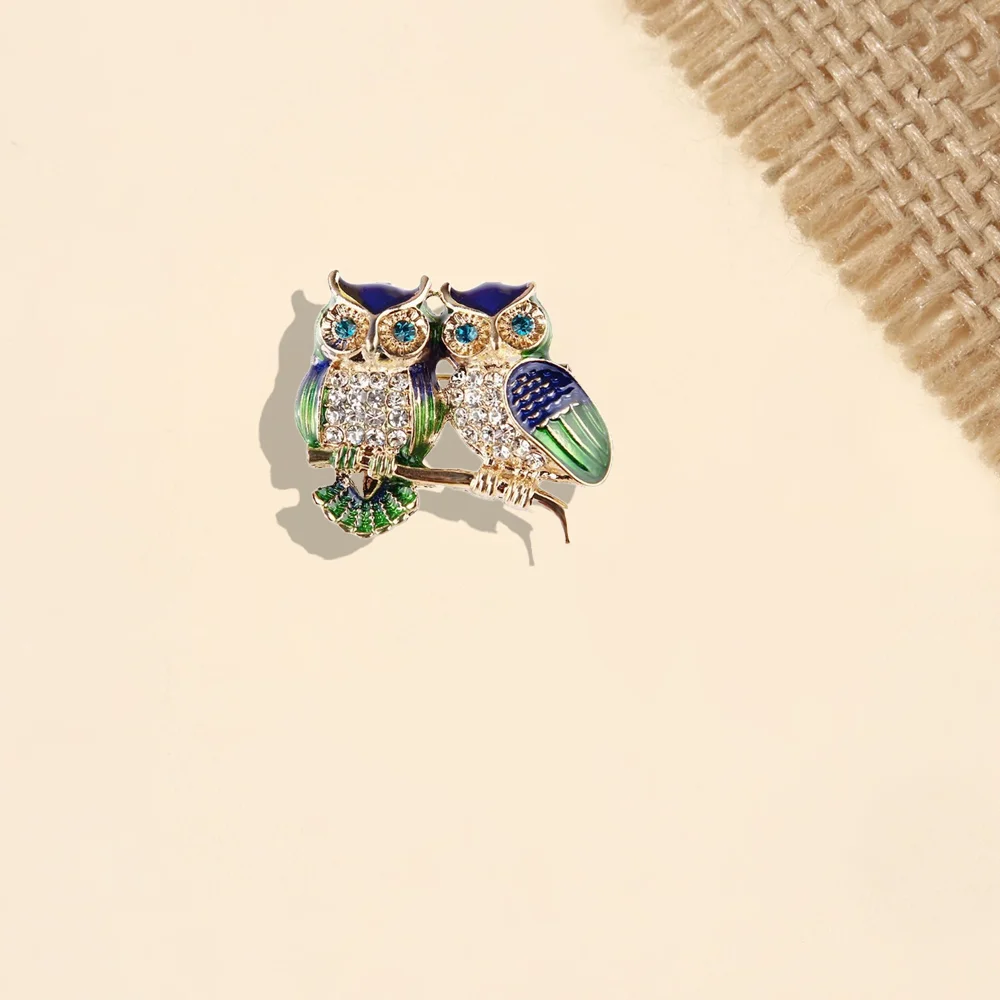 Owl-shaped Brooch Universal Animal Diamond-inlaid Alloy Corsage Pin Trendy Versatile Clothes Scarf Backpack Accessories Brooch image 5