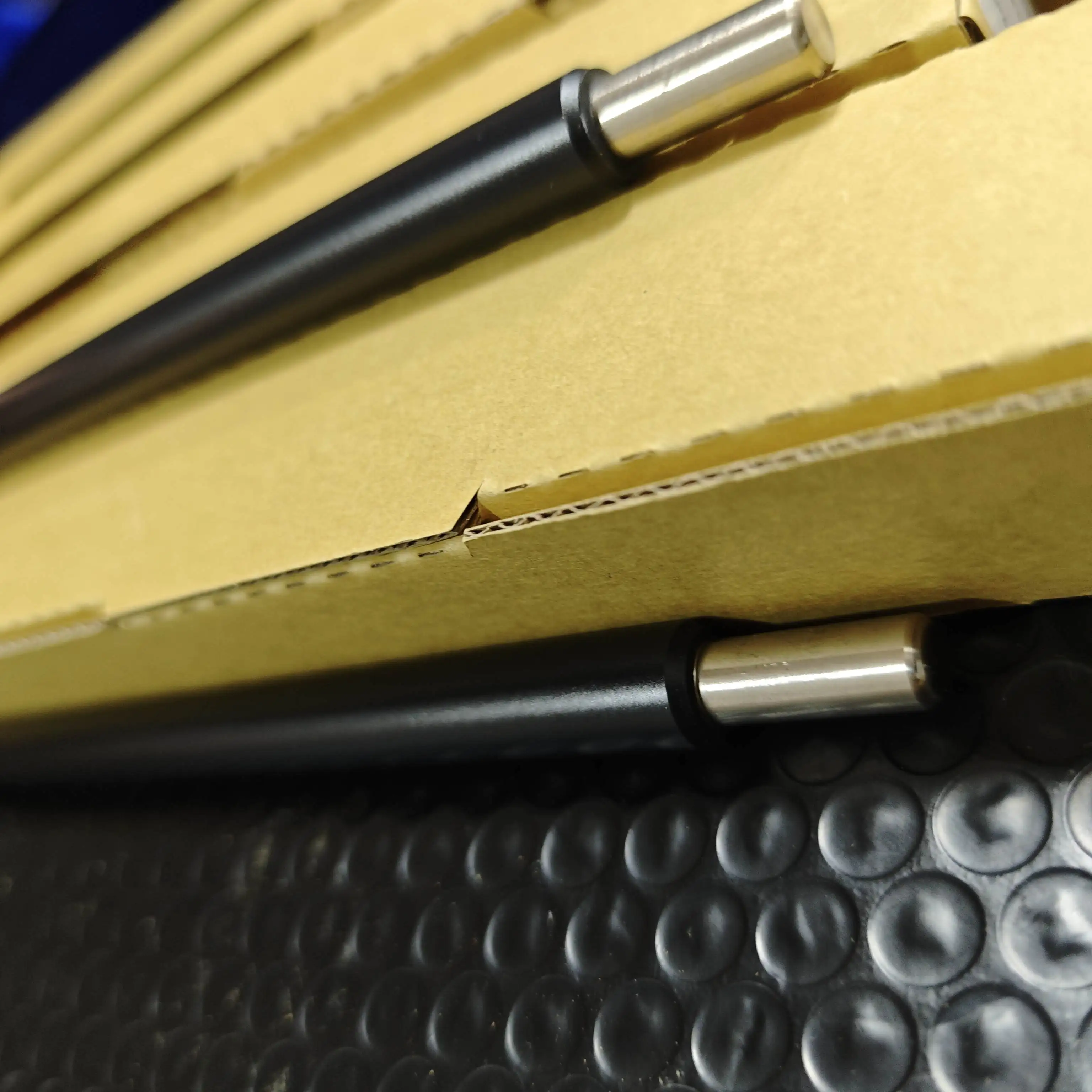 

4 шт. ролик первичной зарядки PCR MC 4105 для Kyocera TASKalfa 1800 1801 2200 2201 2010 2011 2210 2211