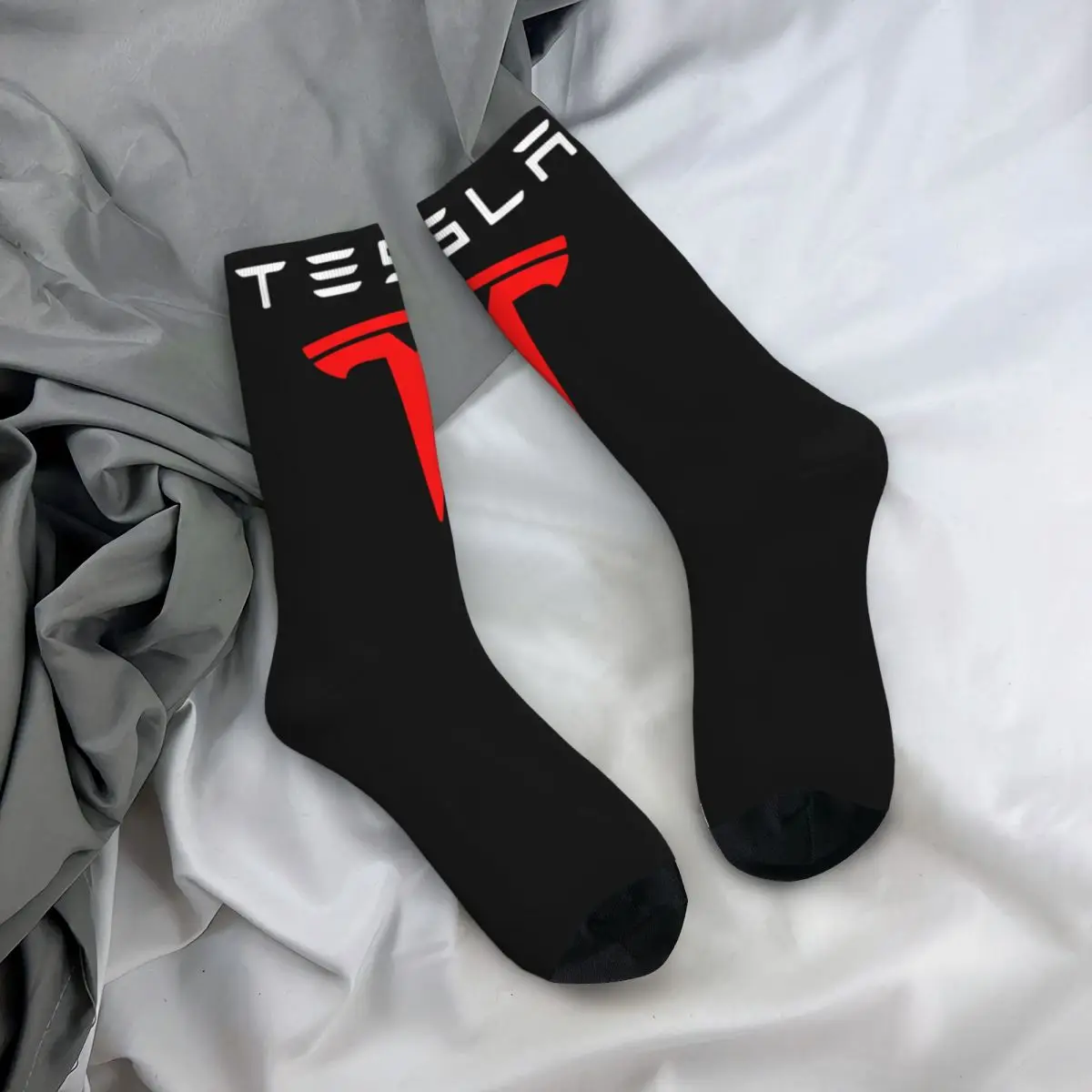 Tesla Red Logo Unisex Socken, Wandern 3D-Druck glückliche Socken Street Style verrückte Socke