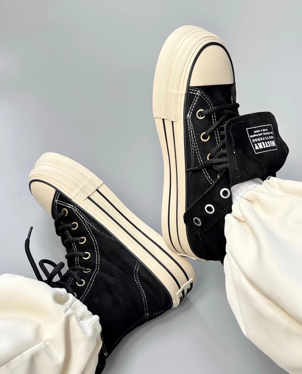 

2026 New Women High Top Sneakers Suede PU Female Students Thick Sole Casual Shoes Camel Black Solid Colors Spring Autumn Match