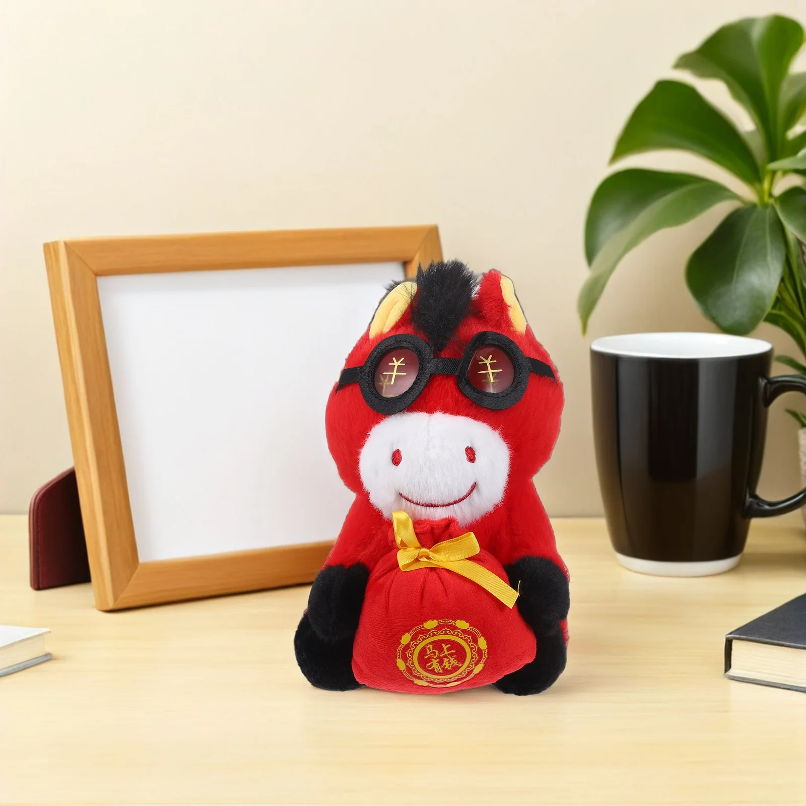 Cheval en peluche cheval rouge du nouvel an chinois 2026, mascotte du zodiaque, décor de fête pour canapé, voiture, bureau, cheval en peluche