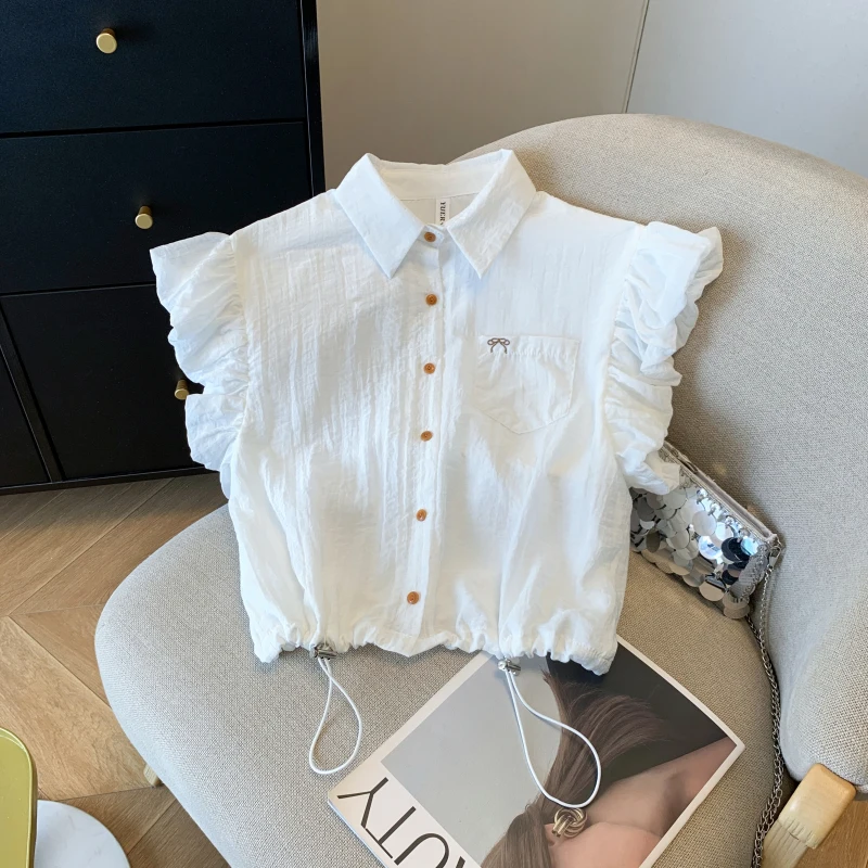 

Butterfly Embroidered Little Flying Sleeve White Shirt Women's Short Drawstring Shirt Design Sense Sleeveless Top in summer 2024