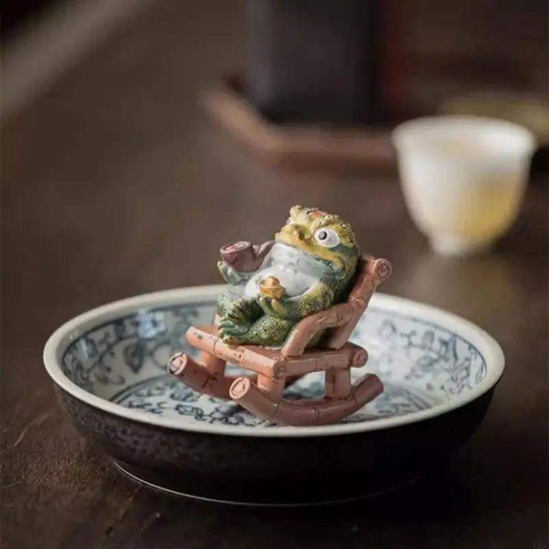 

Teas Ceremony Rocking Chair Frogs Figurine Heat Color Changing Home Decors Gift Y4QC