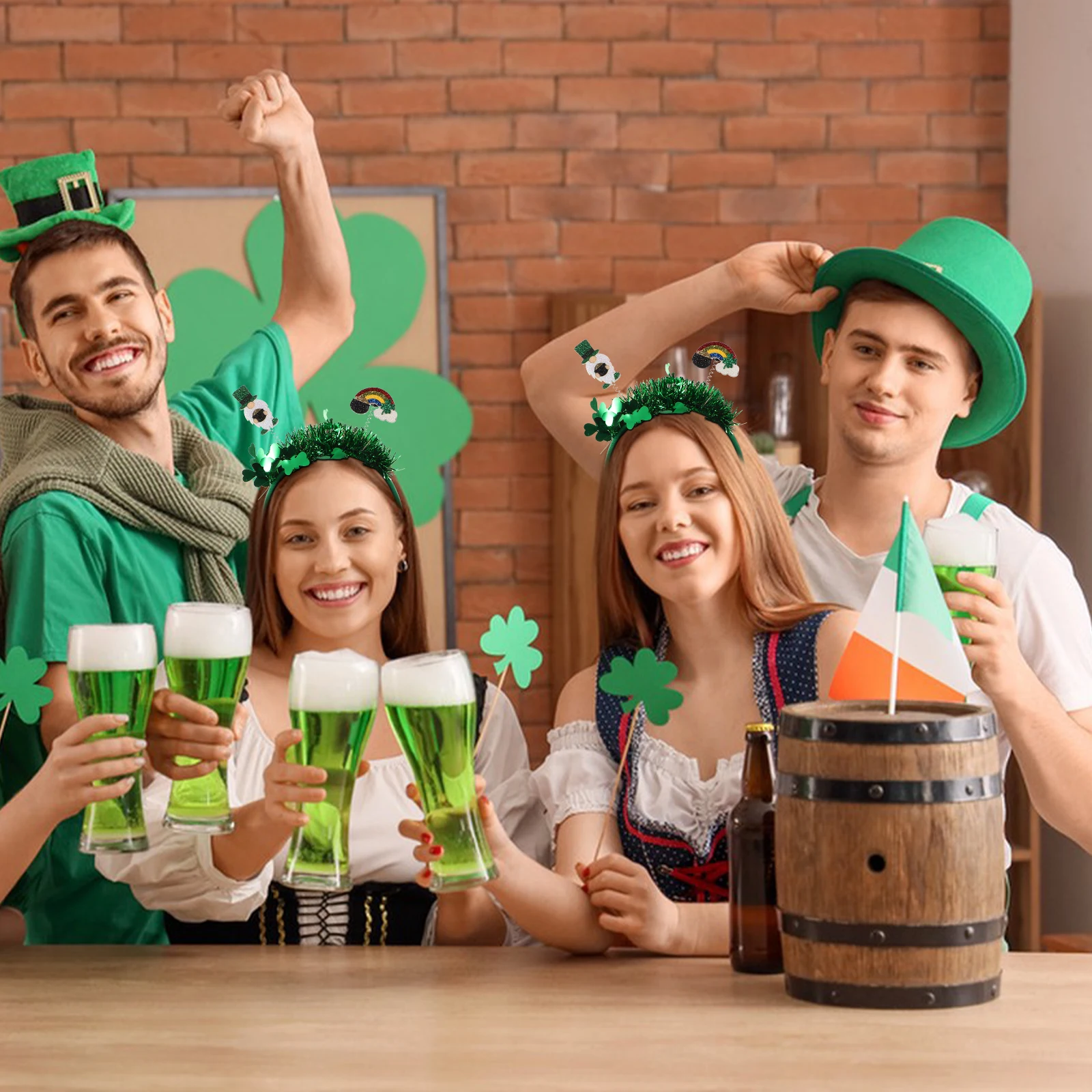 

Green Headband Shamrock Garland Headdress Soft St Patricks Day Accessories Women Elder Hairbands Satin Glittery Costumes Parade