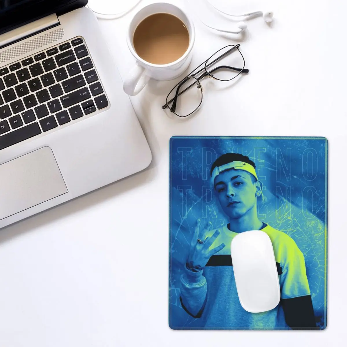 Funny Trueno Hip Hop Rapper Mouse Pad Gamer PC Laptop Mats Keyboard Computer Gaming Office Accessories Desk Mat