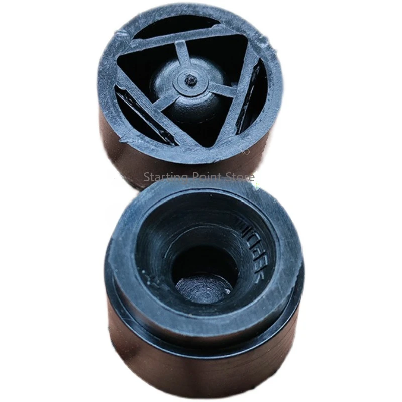 Suitable for Volvo C30/C70/V50/S30/S40/S70 engine cover rubber pad decorative cover rubber pier