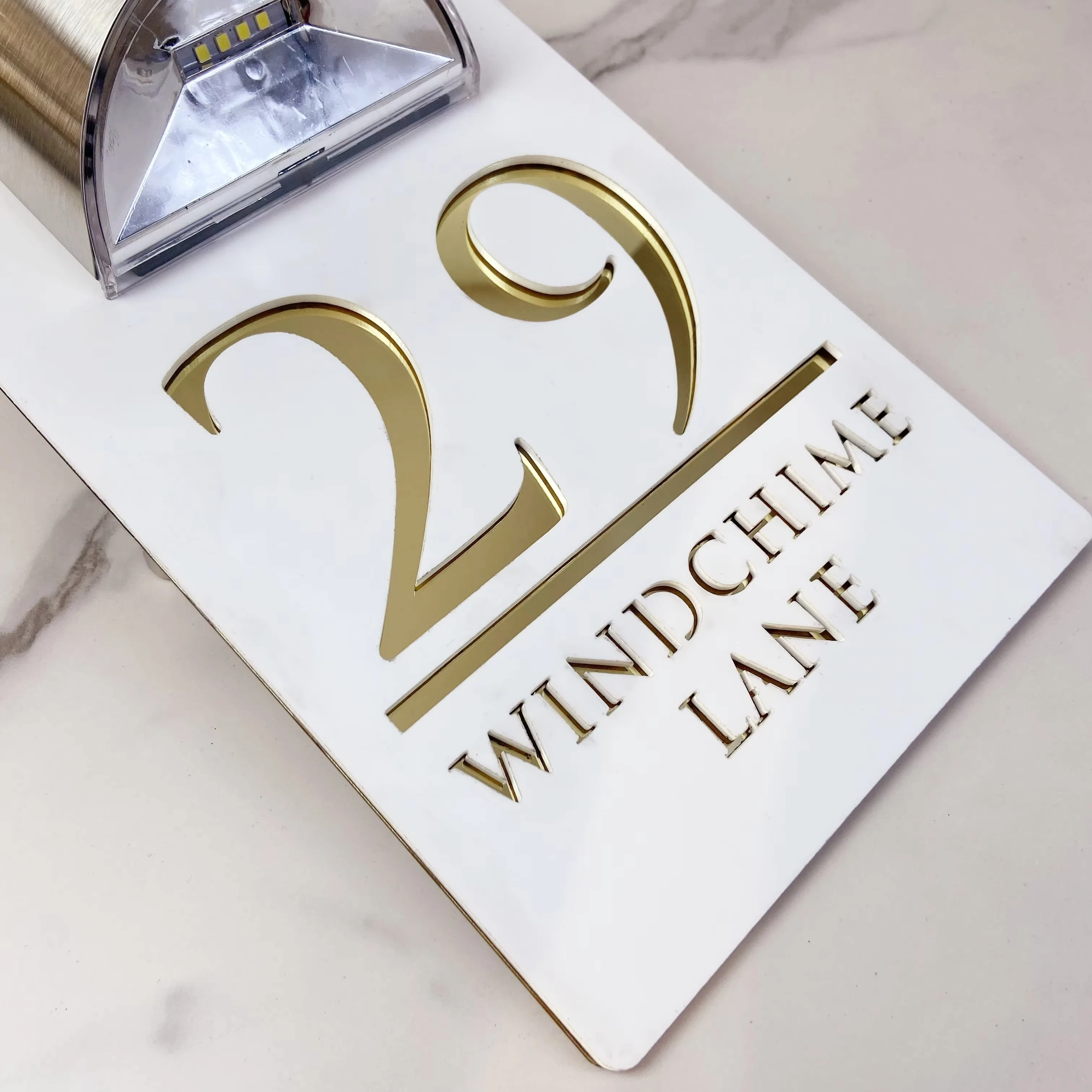 NONE Benutzerdefinierte Led Haus Nummer Solar, Acryl Eigentum Nummer, Tür Zeichen Adresse Plaque Led beleuchtete Zahlen, Straße Name Tür Platte Dekor 4