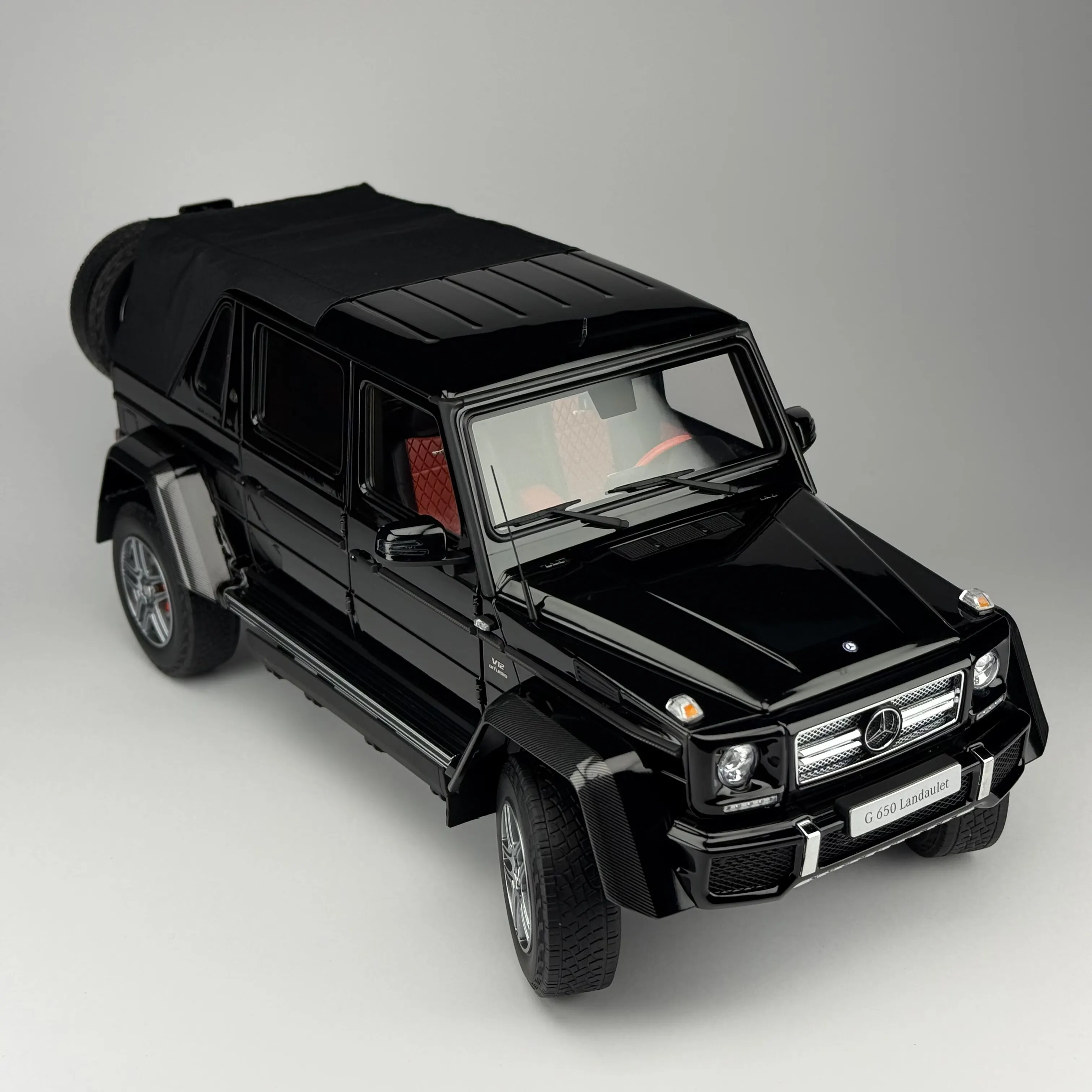Diecast AR 1:18 Scale Benz Maybach G650 (W463) 2017 Alloy Car Model