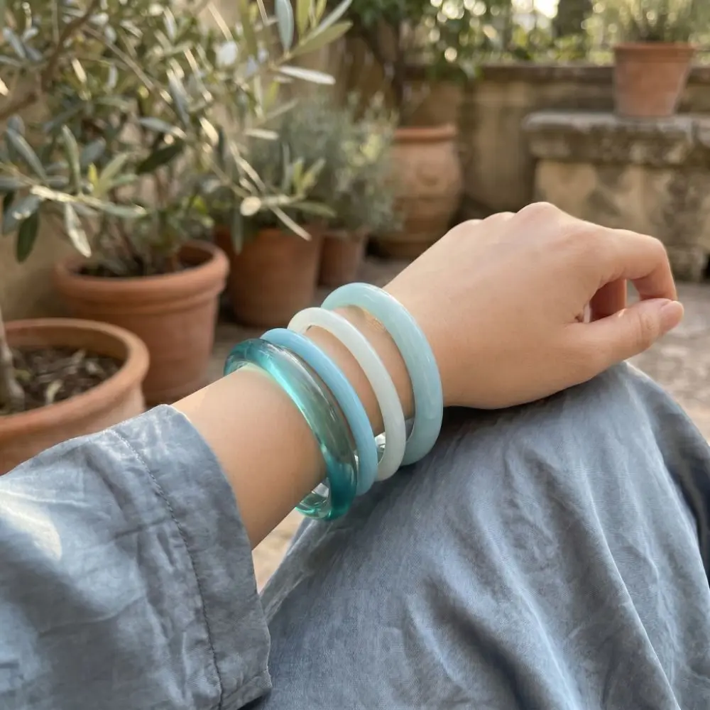Fashion 4Pcs/Set Acrylic Bracelets Set Wristband Hand Ring Resin Bangle Translucent Korean Boho Bracelets Beach