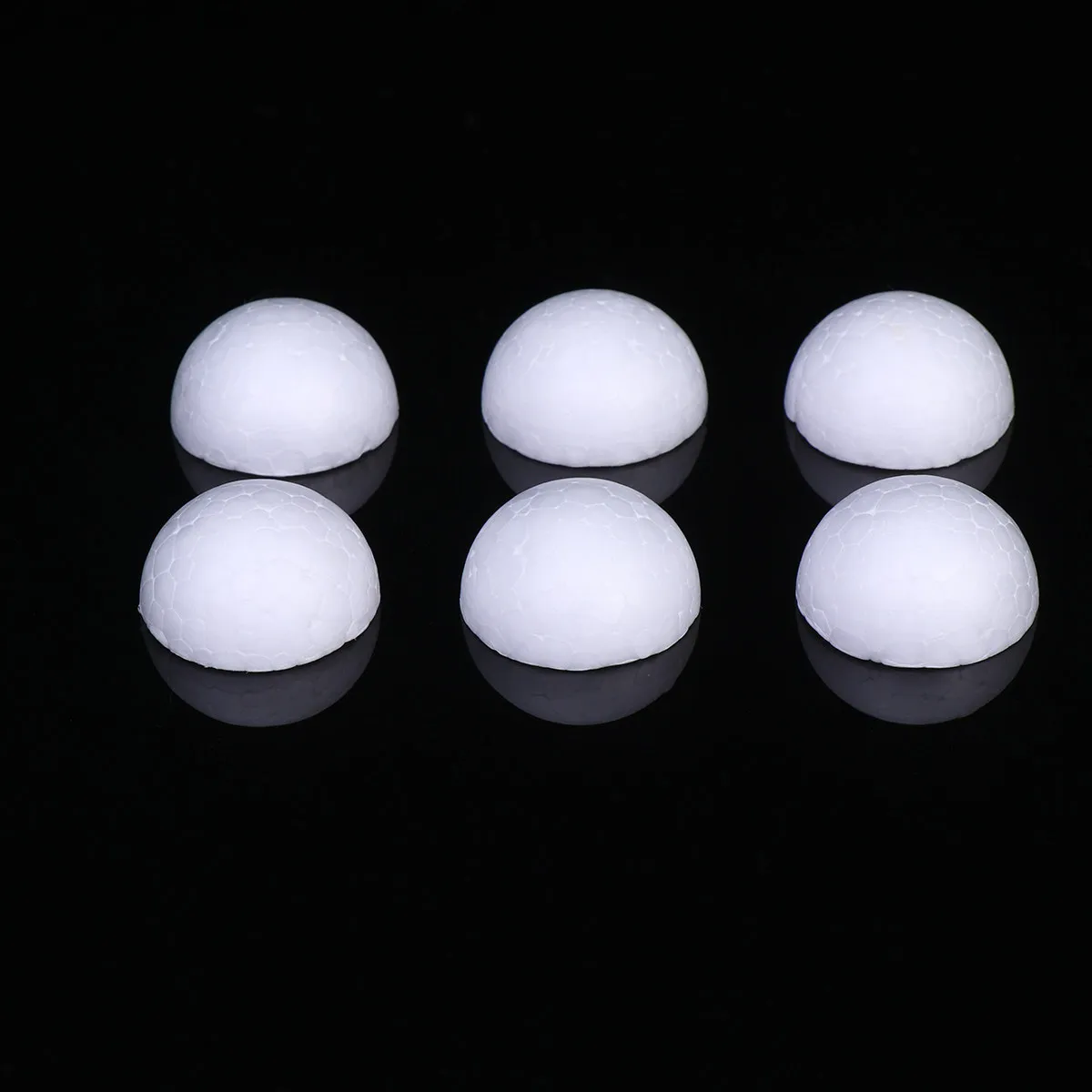 50 pièces de boules en mousse polystyrène blanches de 5,6 cm, demi-rondes, pour l'artisanat, la décoration florale, les fêtes de Noël, l'apprentissage préscolaire, le bricolage