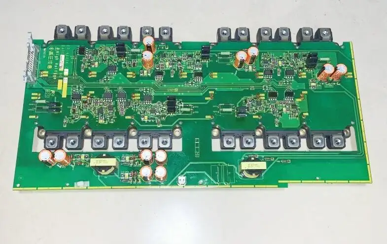 EP-4640A-C1-C2-Z1 لوحة القيادة ل VP F1S 132 سلسلة العاكس ، 160KW