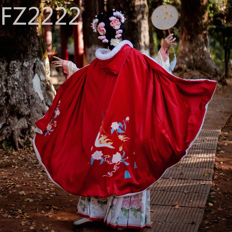 Ancient cape cape winter hanfu women's thickened long Chinese style New Year photo