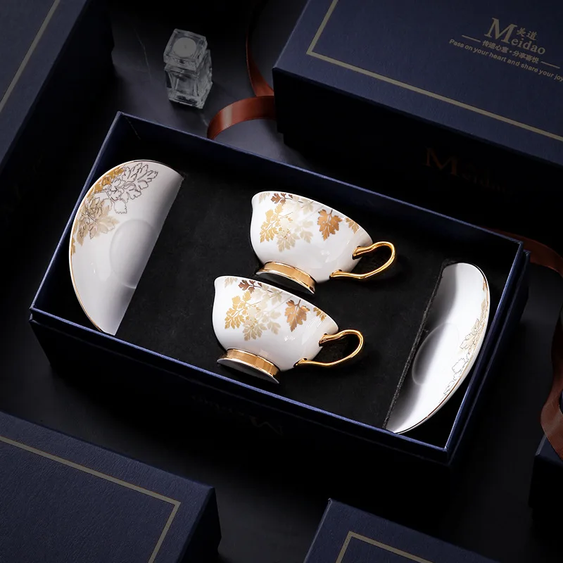 High-value European-style bone china coffee cup British afternoon tea set exquisite ceramic cup gift box set wedding gift