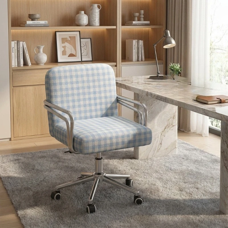 Computer chair Home comfortable sedentary office chair can be lifted and rotated