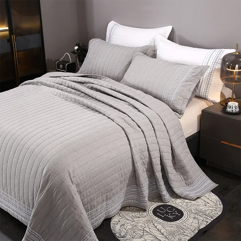 Luxury Reversible Quilted 3-Piece Quilt Set, Cotton Boho Chic Comforter, Euro Mediterranean Style Bedspread with 3-Layer Wadding