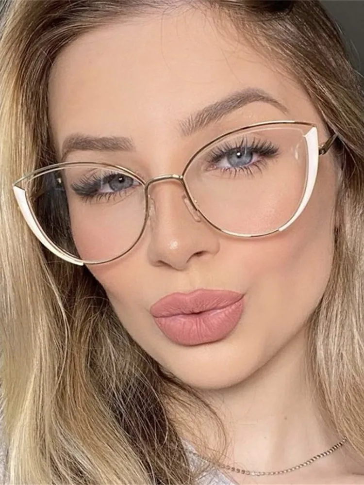 Vintage Cat Eye Glasses Metal Trendy Glasses Frame Women Fashion Anti-Blue Light Glasses for Myopia Hollow Frame Eyewear