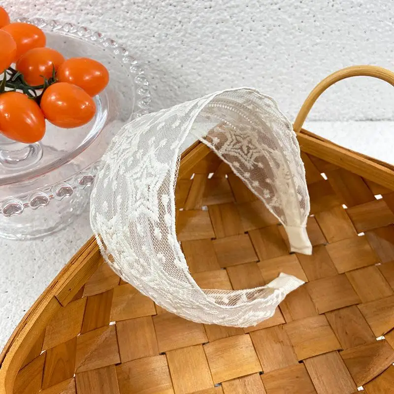 Neue Niedliche Elegante Weiße Spitzen-Haarbänder Stirnband für Frauen und Kinder Scrunchies Haarreif Haarschmuck Kopfschmuck Ornament – Detail 4