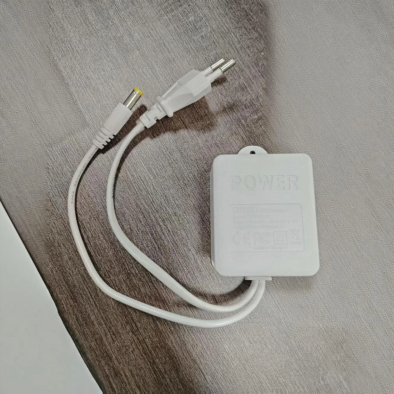 

US/EU Outdoor Waterproof Power Adapter AC 100-240V Input DC 12V Volt Output Europe Universal Adapter Converter Supply Charger