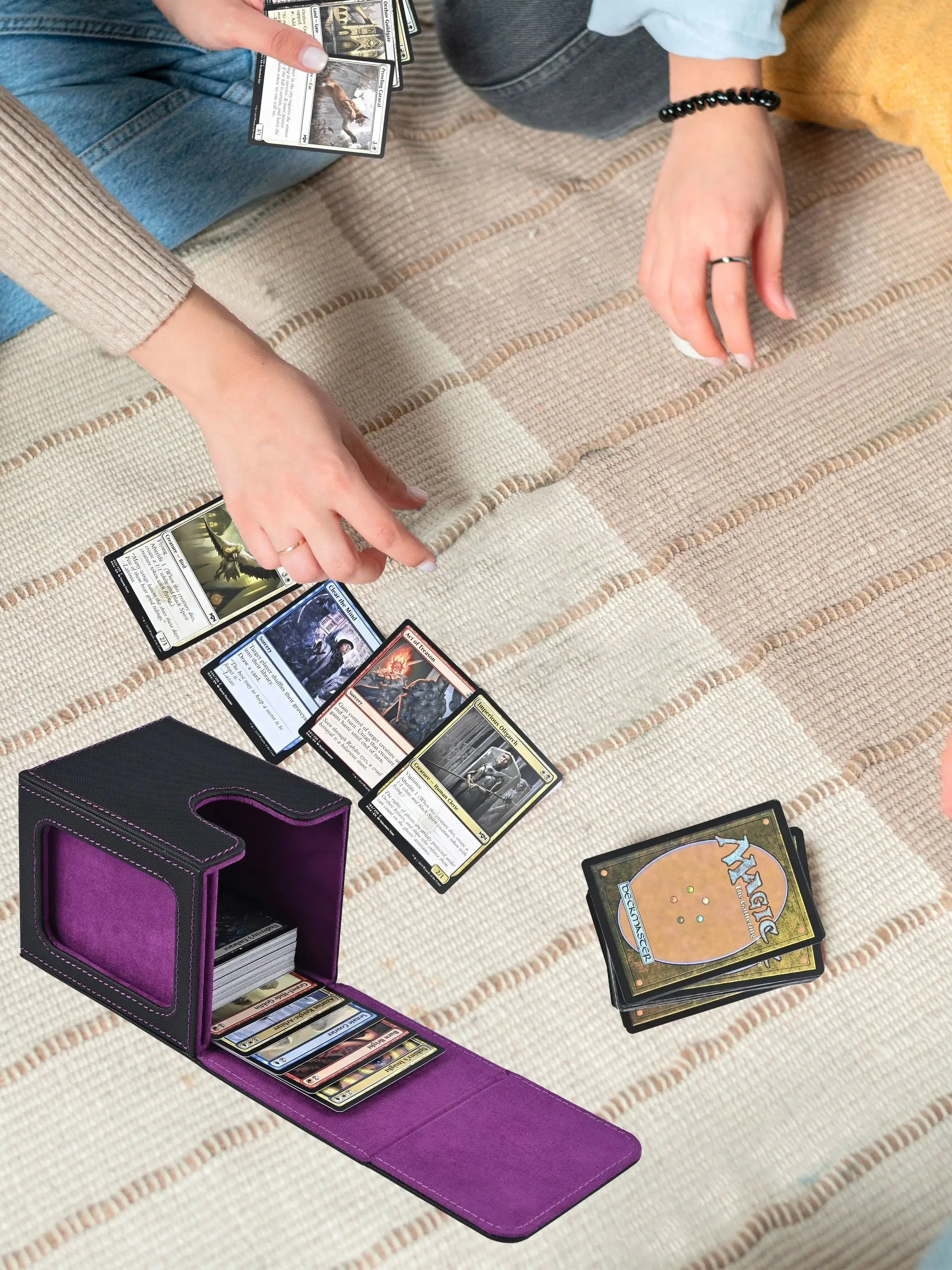 Pudełko na karty z okienkiem, mieści 120+ kart w pojedynczych rękawach, magnetyczne zamknięcie, skórzane pudełko na karty PU, odpowiednie na karty TCG. — zdjęcie 2