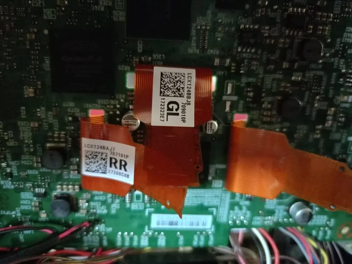 

LCX124 single LCD use for Hitachi CP-X3041WN single 1pcs only