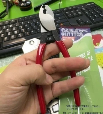 Precision Tube Cutter for HVAC Refrigeration Systems, Professional-Grade Capillary & Copper Pipe Cutting Tool with Clean Cut