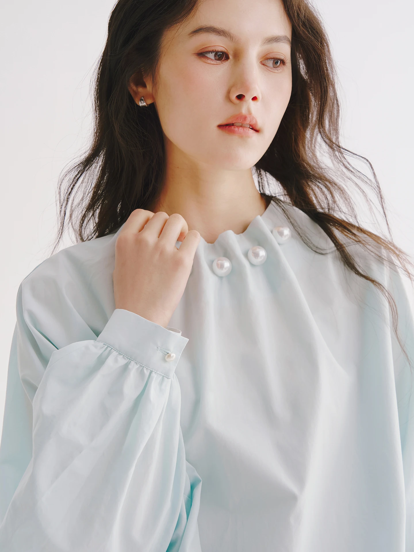 

Женская повседневная рубашка Next Wed Loose Pearl с длинными рукавами-фонариками, воротником-стойкой и жатым дизайном, из смесового хлопка