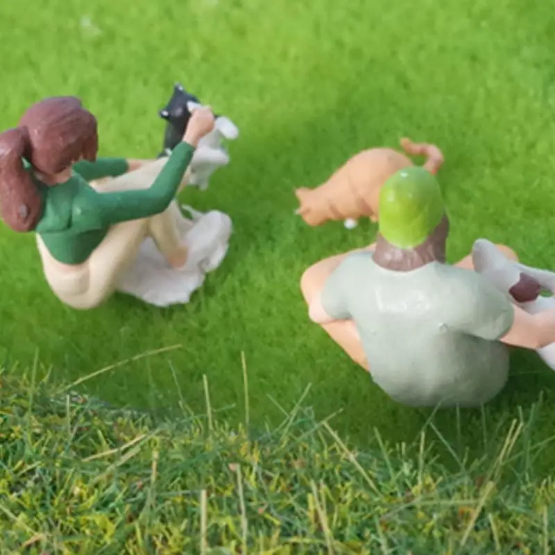 1:64 schaal miniatuur mensen model meisje voeden kat DIY landschappen creatieve miniatuur scènecombinaties, macrofotografie