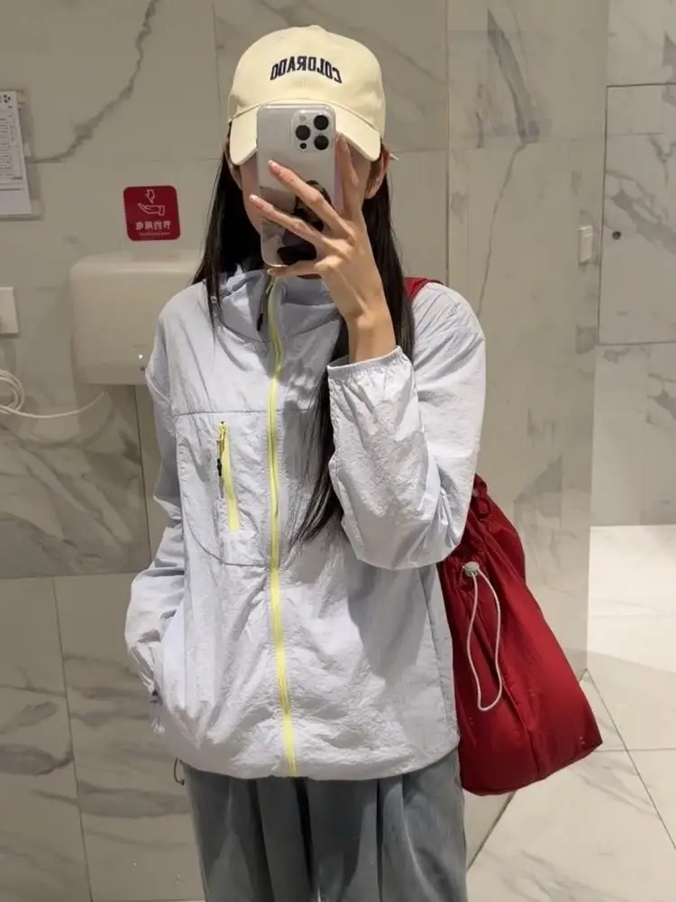 

Легкая демисезонная куртка-ветровка для мужчин и пар, приталенный крой, удлиненный рукав