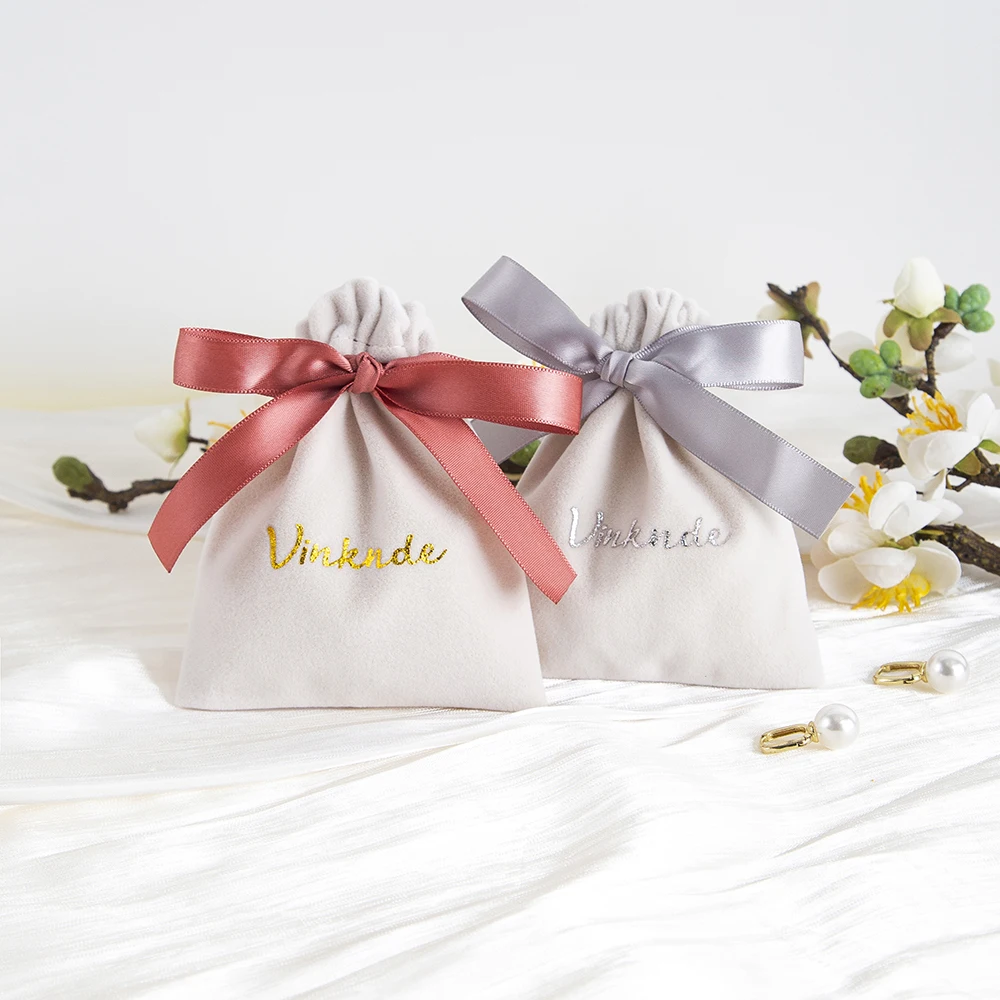 Stylish Beige Velvet Drawstring Bags Custom Logo Attractive Ribbon Bows Boutique Store Merchandise Presentation Gift Giving Shop