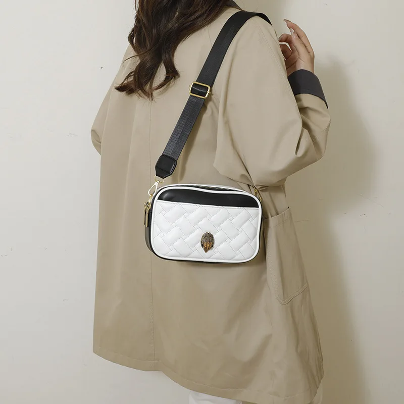 

Новая модная стеганая сумка через плечо для женщин, маленькая квадратная сумочка с контрастной строчкой, универсальная повседневная сумка.