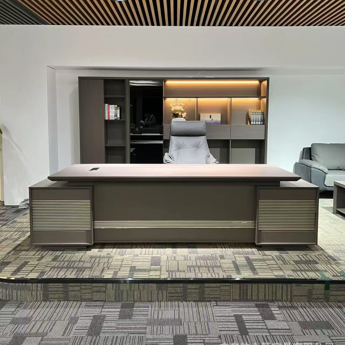 

Легкий роскошный элитный современный стиль, стол босса, офисная мебель, президент, большой стол