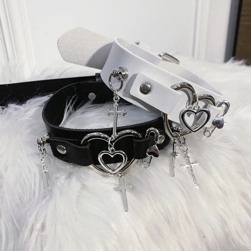 Akcesoria Grunge Skórzany Choker z krzyżem w kształcie serca Punk Charms Pin Wisiorek Naszyjnik dla kobiet Goth Biżuteria Koreański modny naszyjnik