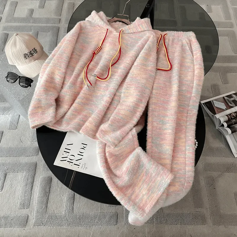 

Высококачественный шикарный спортивный костюм для отдыха, женский осенне-зимний новый модный свитшот с капюшоном и длинными рукавами, широкие брюки, комплект из двух предметов