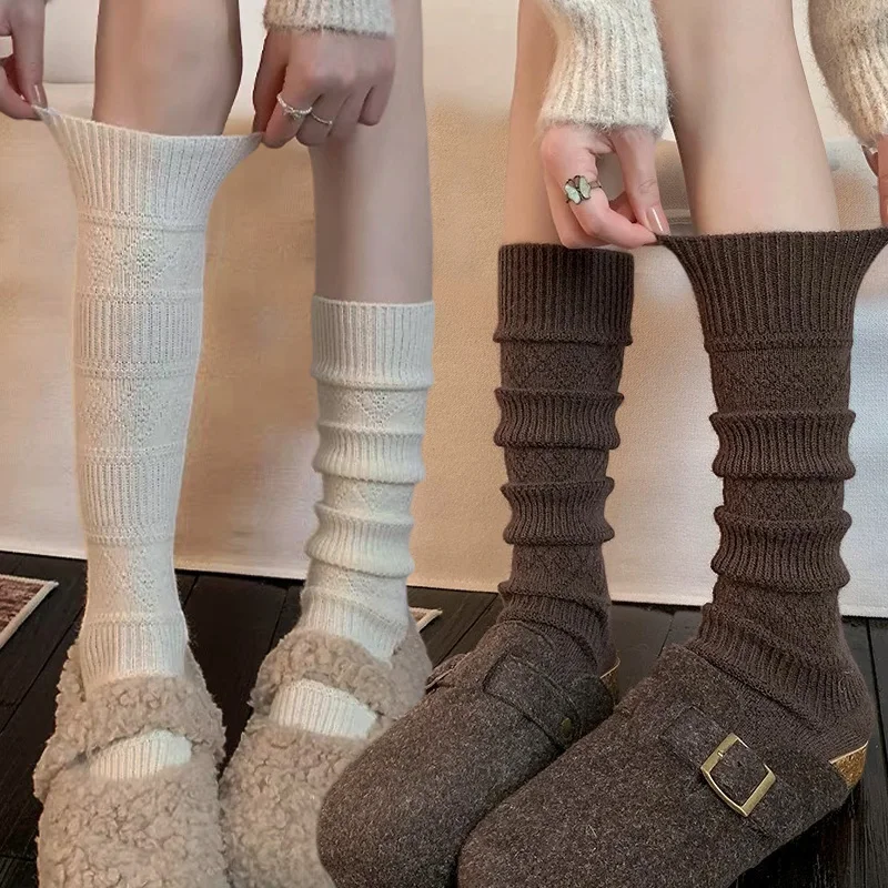 日本のニット暖かいウールストッキング女性用無地シンプルなダイヤモンド型格子柄秋厚手ニーハイソックス