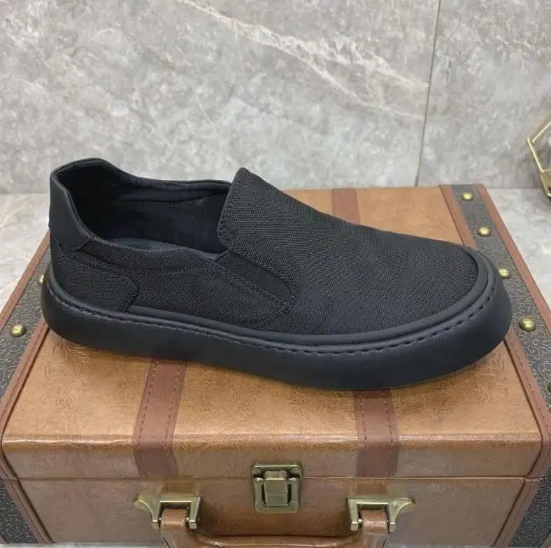

Black New Canvas Shoes for Men Flats Comfortable Casual 2025 Men Loafers Breathable Lightweight Men Shoes