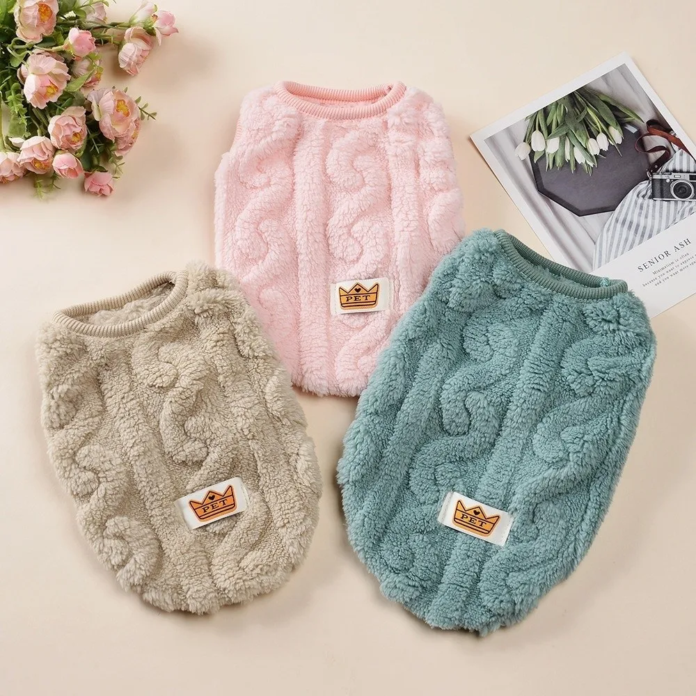 

New Fleece Cat Vest Winter Costume Warm and Cozy Kitten Sweater Multi-size Pullover Design Pet Clothes Pet Supplies