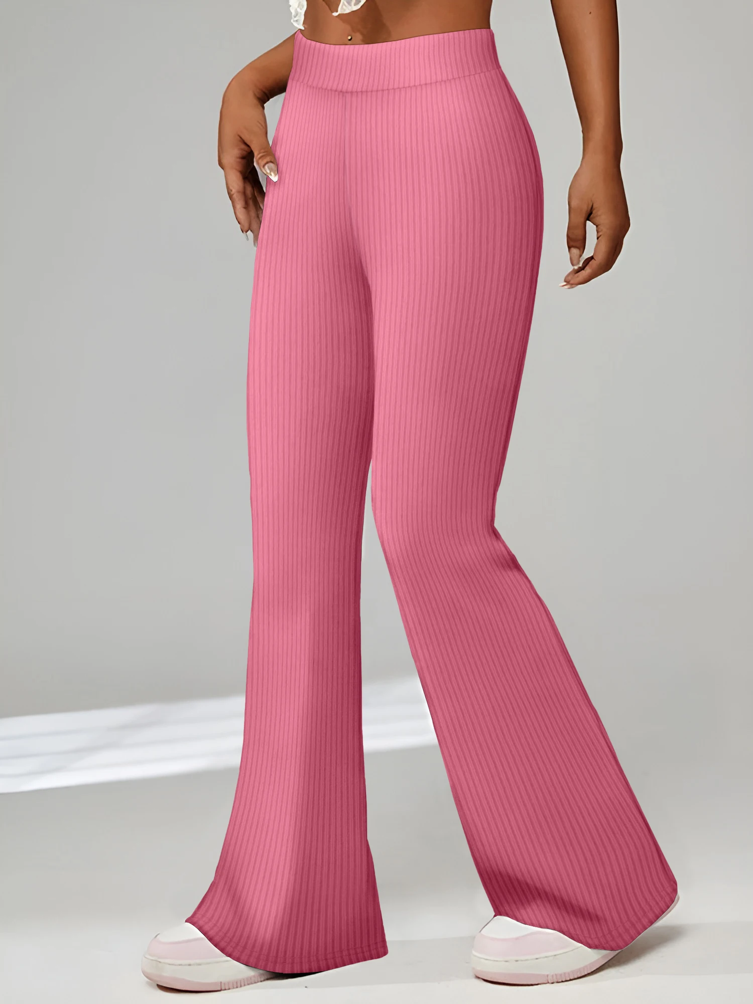 

Новые женские брюки-клеш с высокой талией в европейском и американском стиле, ребристые, эластичные, облегающие, для стройности и удлинения ног, коллекция 2026 года