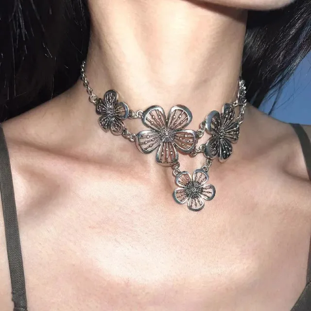 Czeski dodatek Patchwork kwiaty wisiorek naszyjniki koreański modny naszyjnik kobiety biżuteria punkowa Vintage Choker