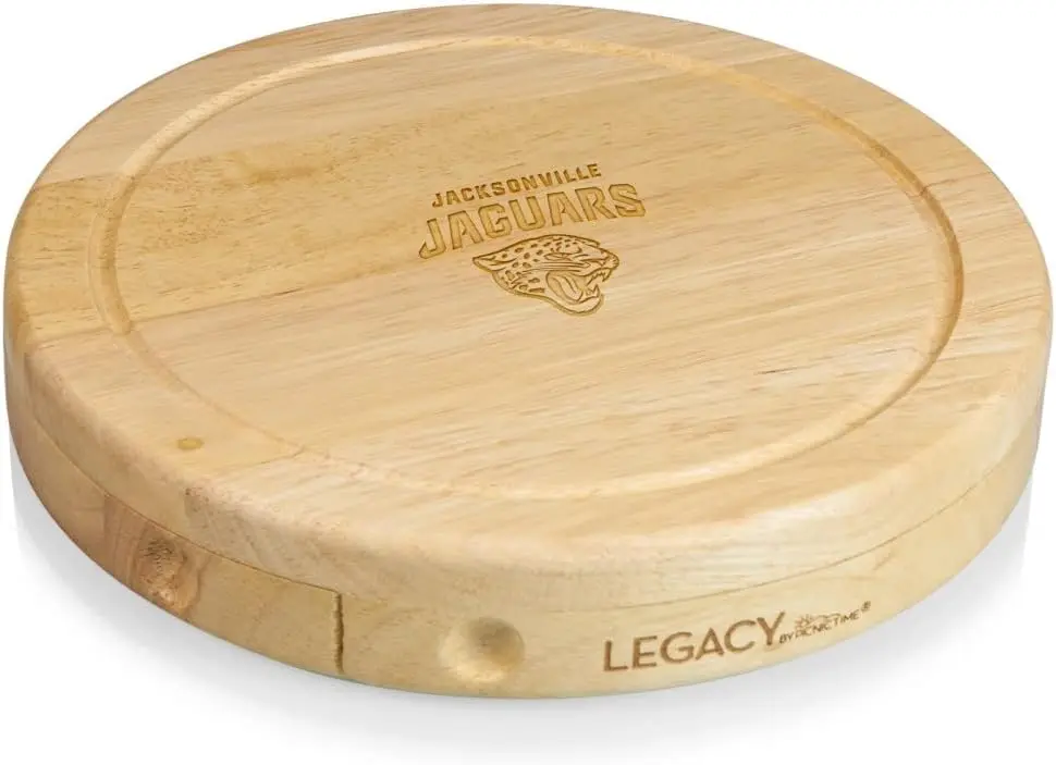 Tábua de queijo de madeira com tema NFL e conjunto de facas – perfeita para charcutaria e corte